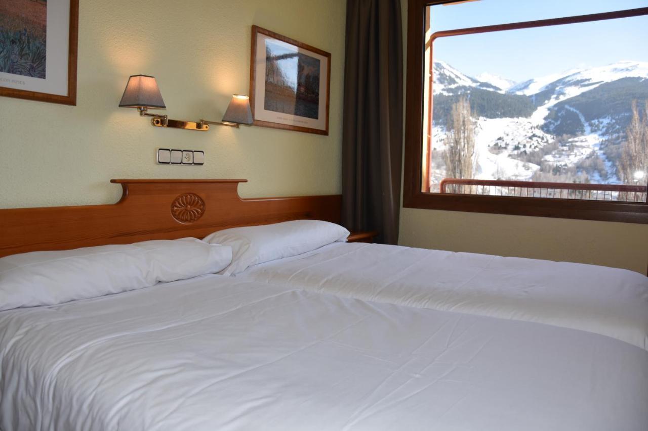 Apartamentos Snoe Edelweiss เซร์แลร์ ภายนอก รูปภาพ